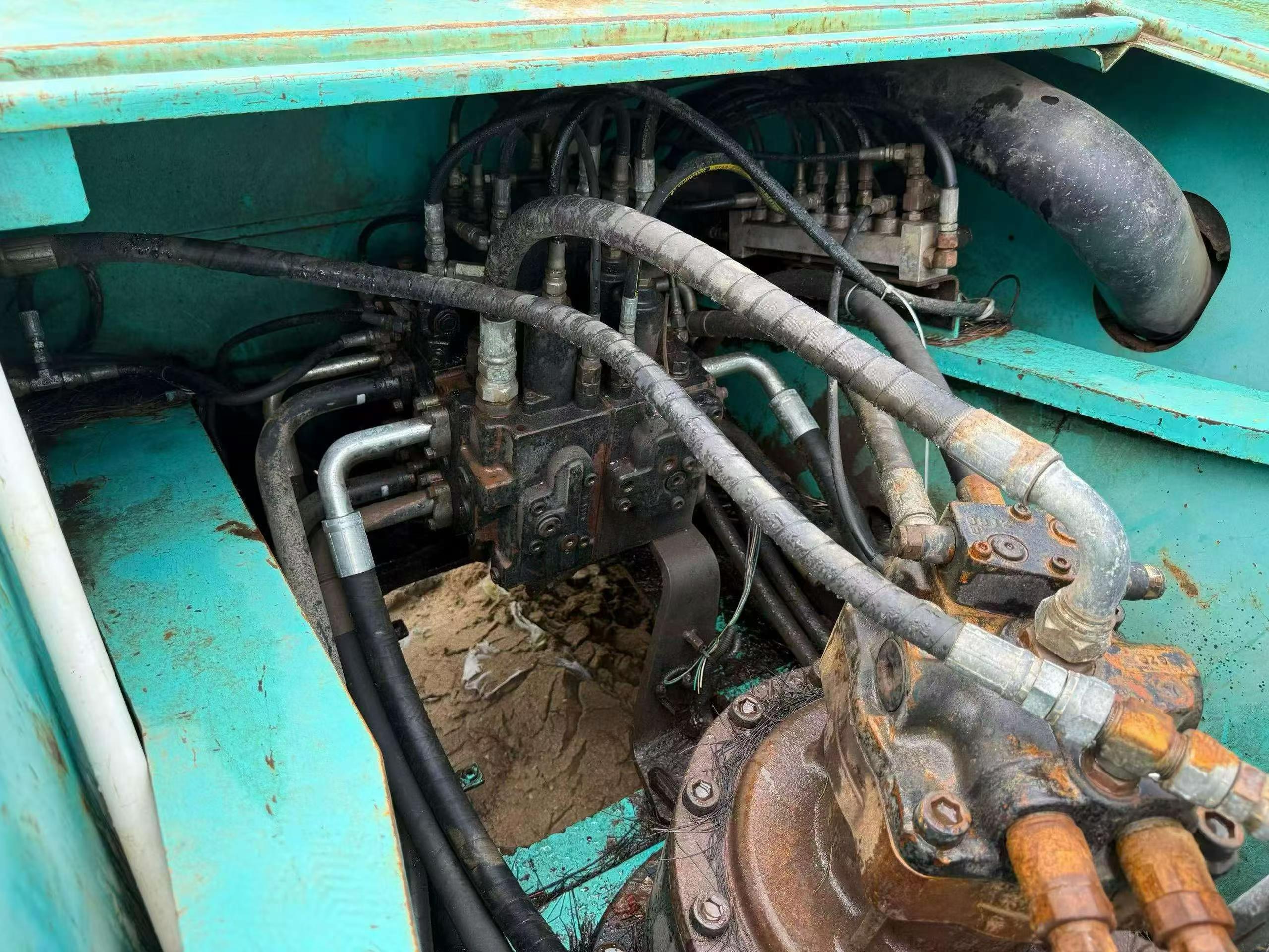 Buy Kobelco SK350-8 Used Excavator / 4