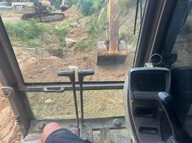 Buy XCMG XE265C Used Excavator / 3 Buy XCMG XE265C Used Excavator / 3