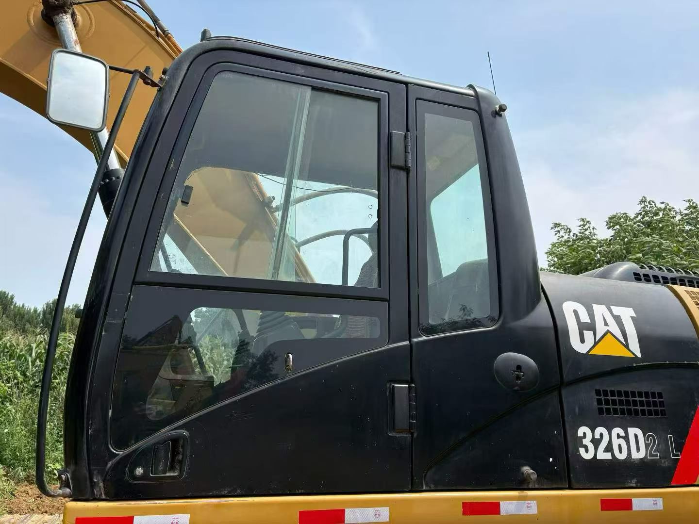 Buy Caterpillar 326DL Used Excavator / 9
