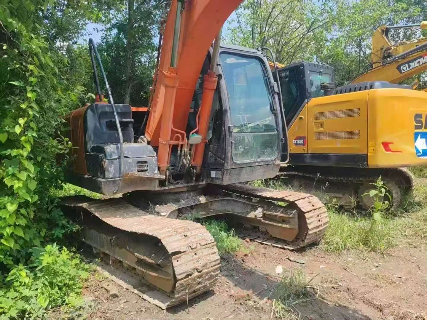 Buy Hitachi ZX130-5A Used Excavator / 2