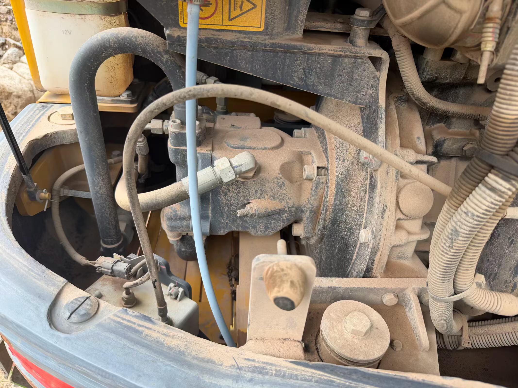 Buy XCMG XE60 Used Excavator / 6
