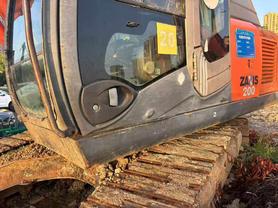 Buy Hitachi EX200-3 Used Excavator / 3 Buy Hitachi EX200-3 Used Excavator / 3