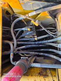 Buy Komatsu PC240-6 Used Excavator / 8 Buy Komatsu PC240-6 Used Excavator / 8