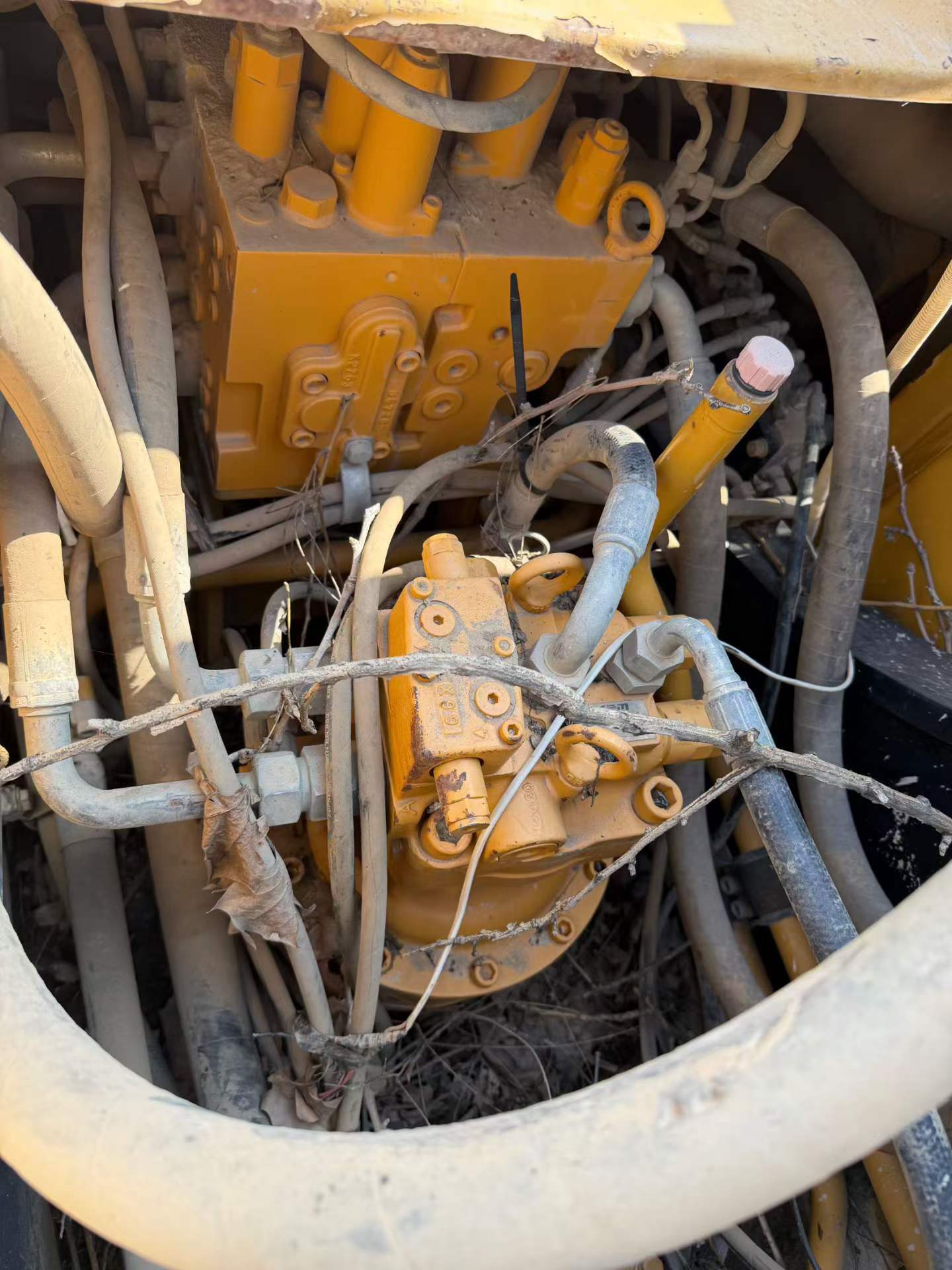 Buy Sany SY215C Used Excavator / 6