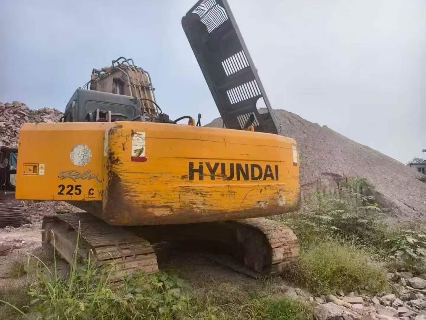 Buy Hyundai R225-7 Used Excavator / 2