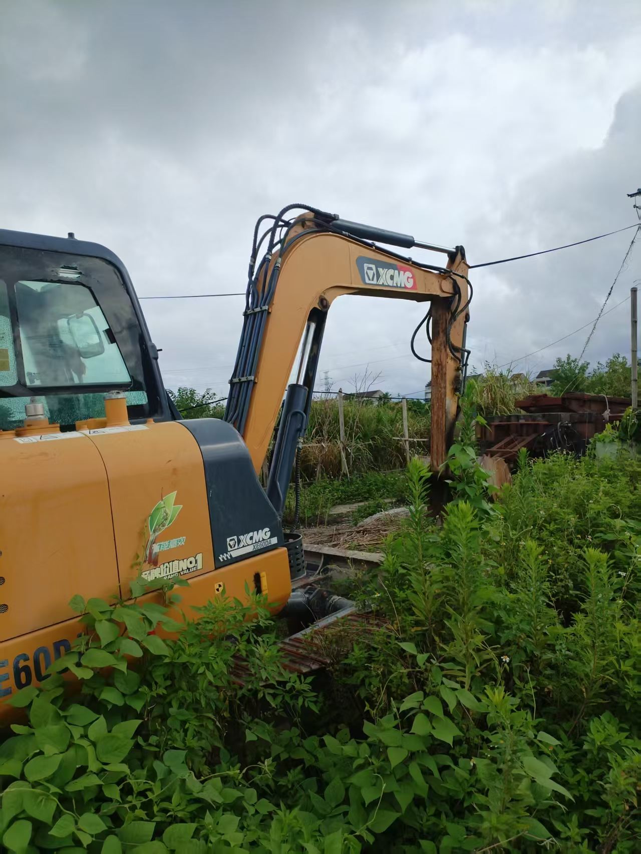Buy XCMG XE60 Used Excavator / 6