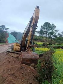 Buy Caterpillar 323 Used Excavator / 7 Buy Caterpillar 323 Used Excavator / 7