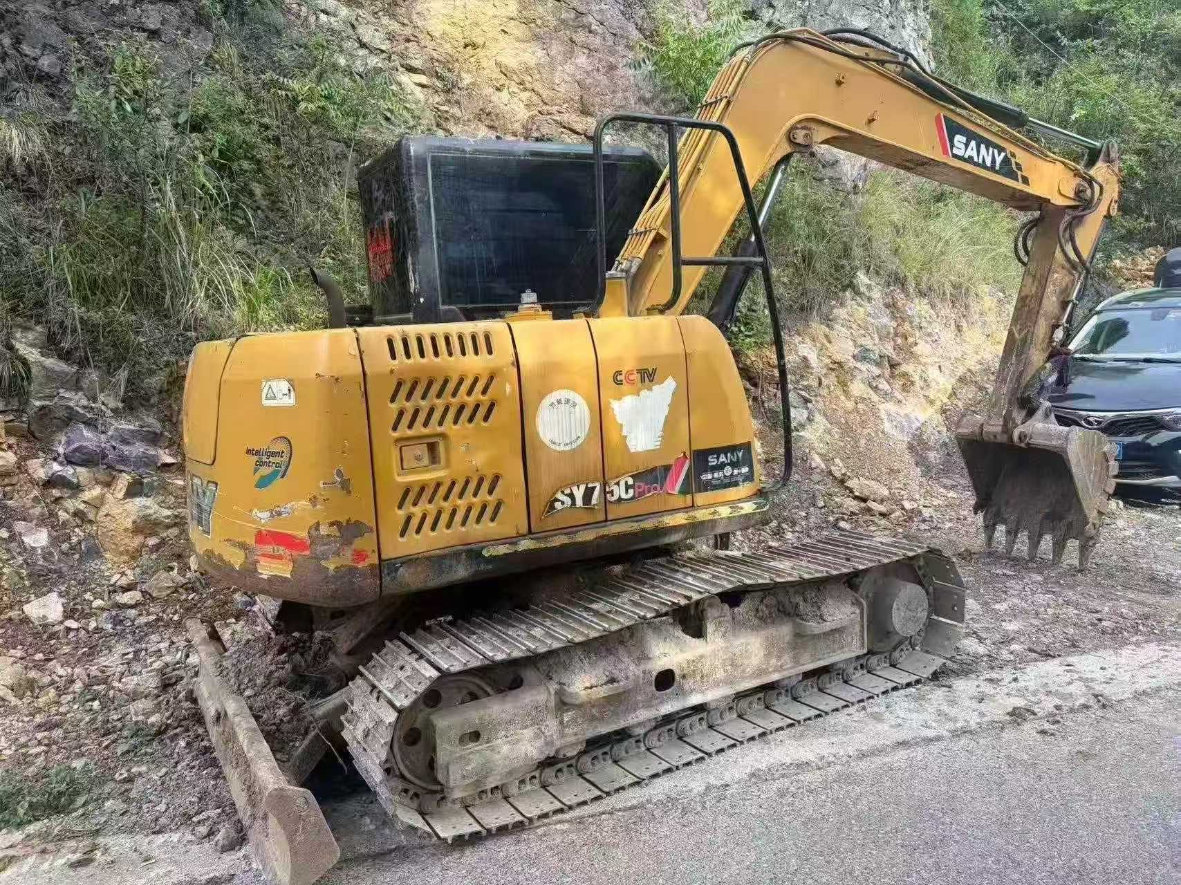 Buy Sany SY65C Used Excavator / 4