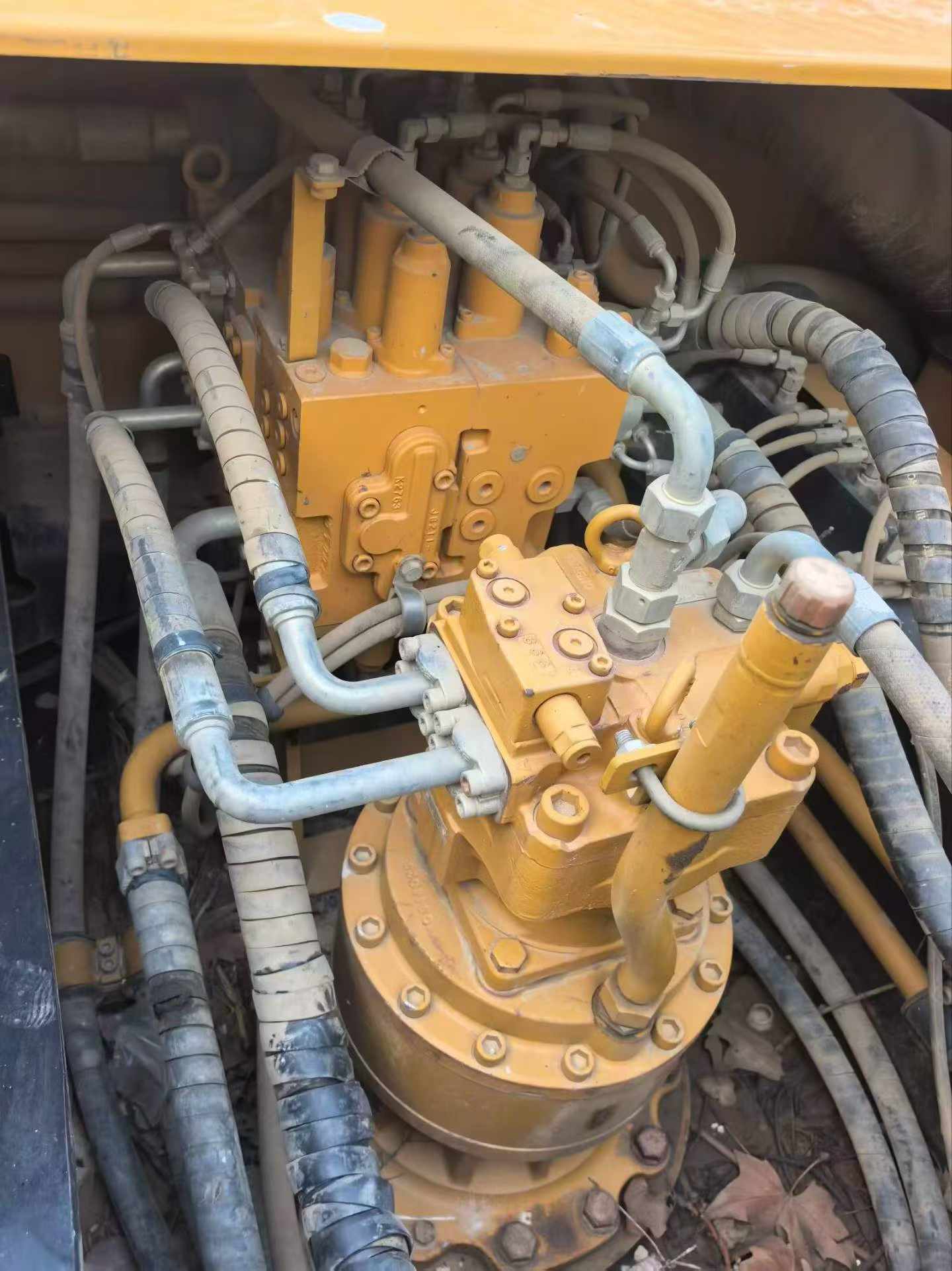Buy Sany SY245H Used Excavator / 6