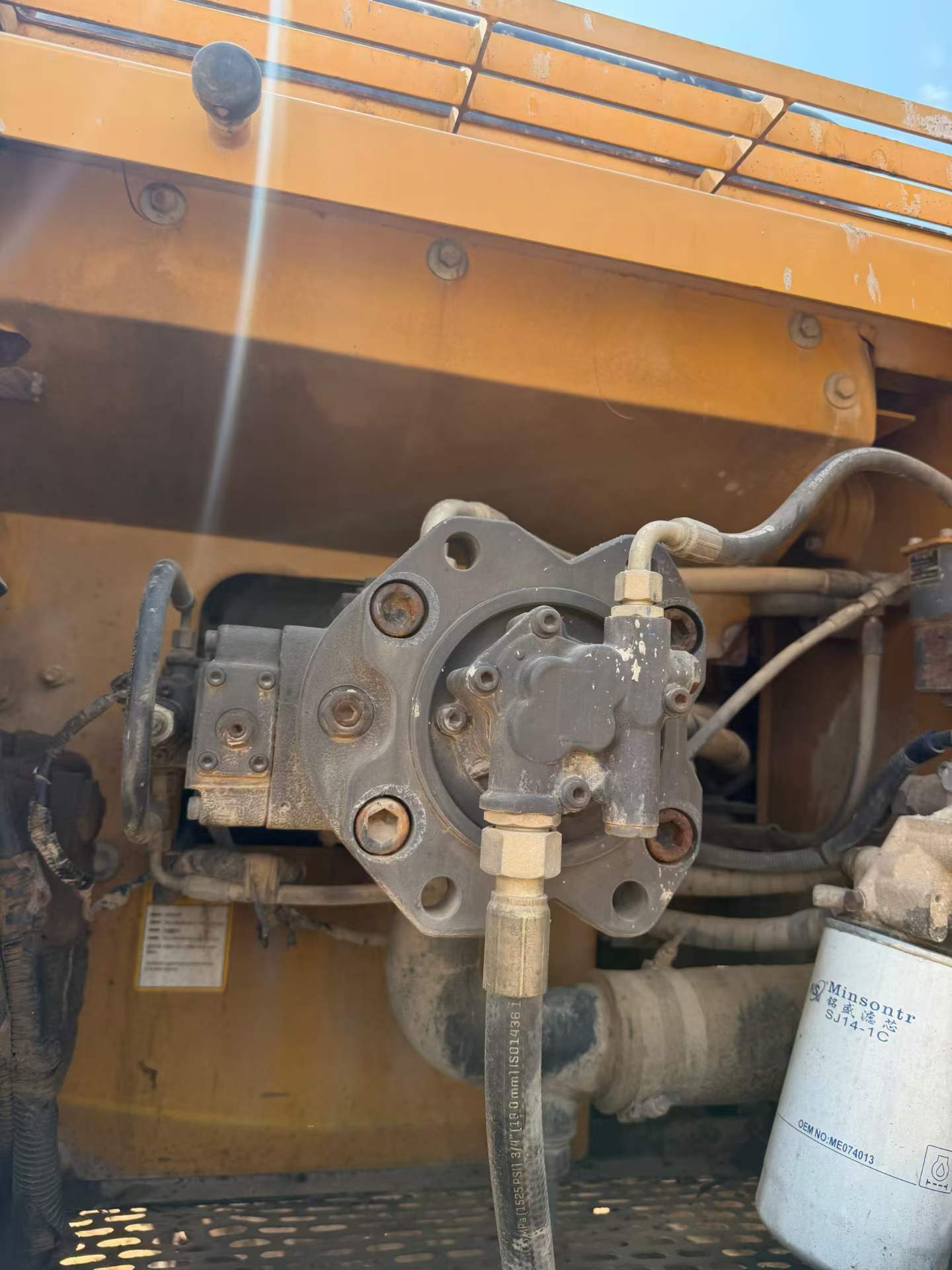 Buy Sany SY215C Used Excavator / 9