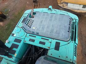 Buy Kobelco SK200-2 Used Excavator / 3 Buy Kobelco SK200-2 Used Excavator / 3