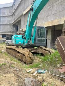 Buy Kobelco SK210 Used Excavator / 2 Buy Kobelco SK210 Used Excavator / 2