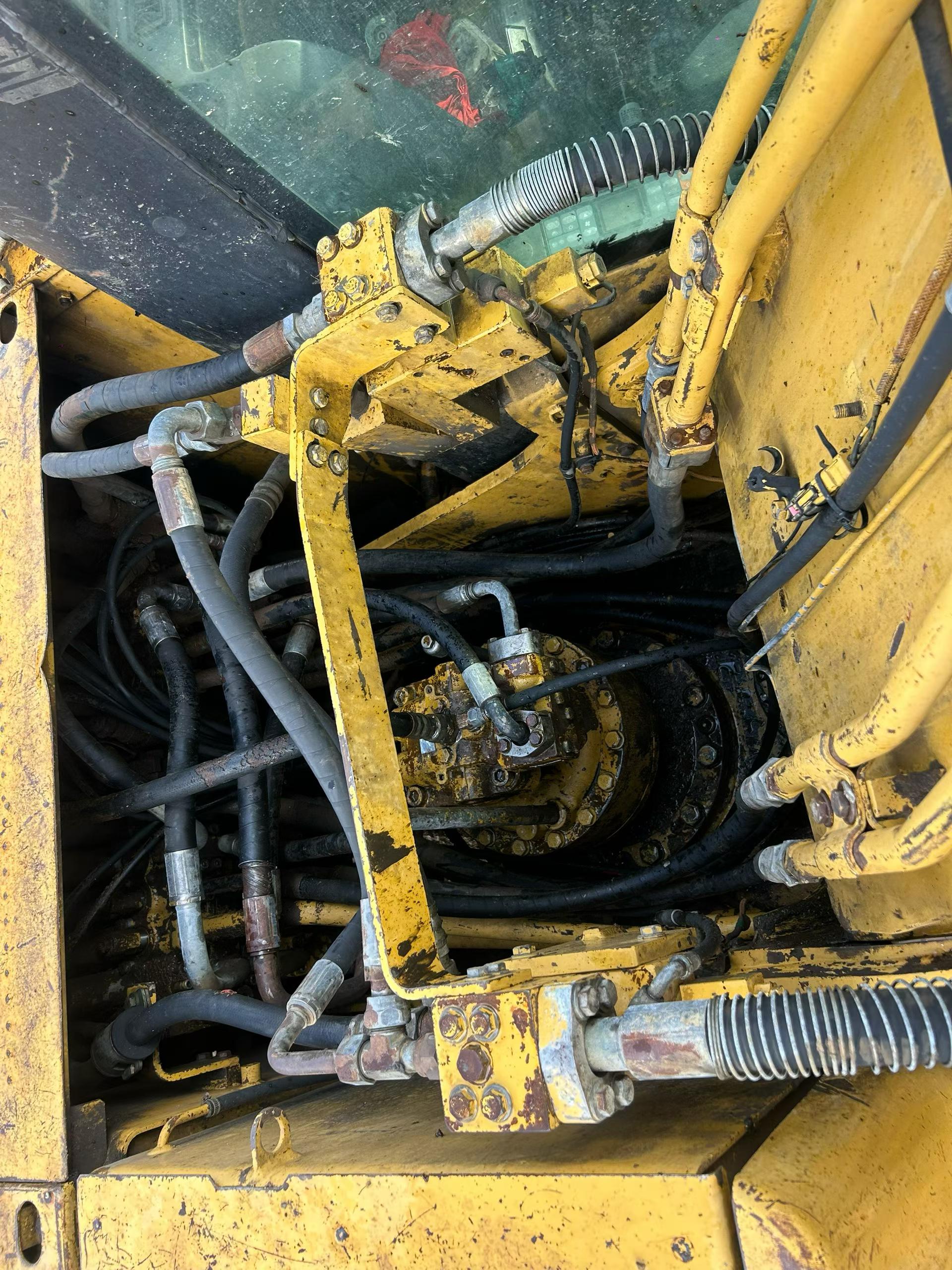 Buy Caterpillar 320D Used Excavator / 2