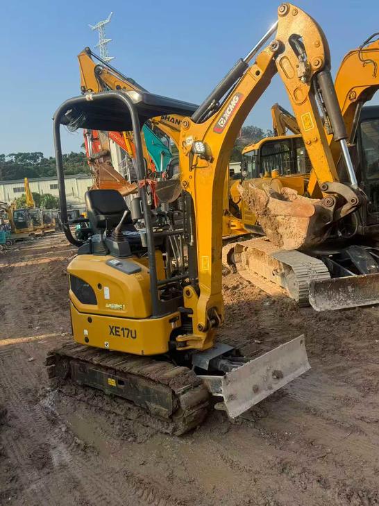 Buy XCMG XE17U Used Excavator / 1