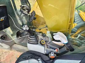 Buy Caterpillar 323 Used Excavator / 6 Buy Caterpillar 323 Used Excavator / 6