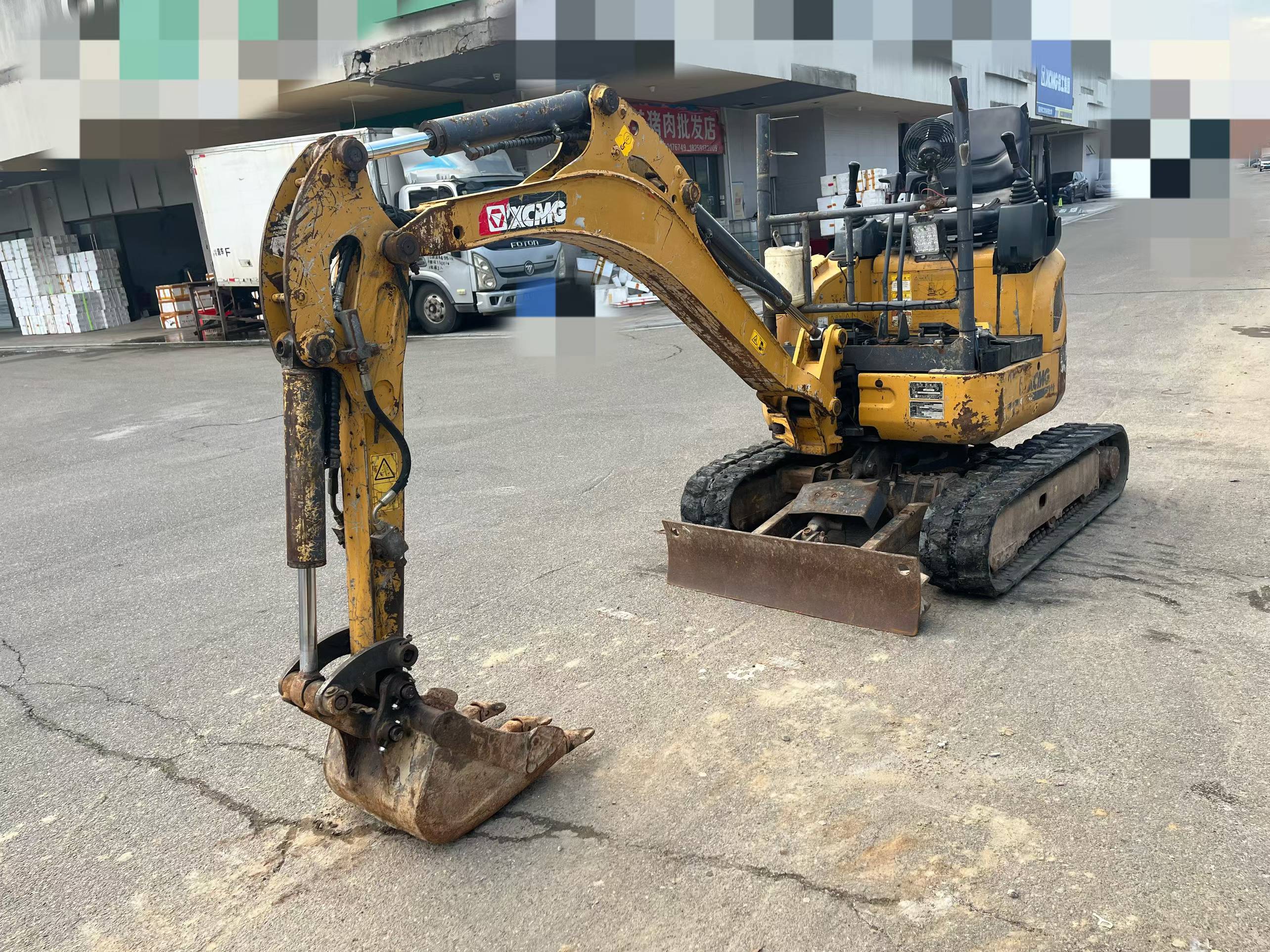 Buy XCMG XE15 Used Excavator / 7