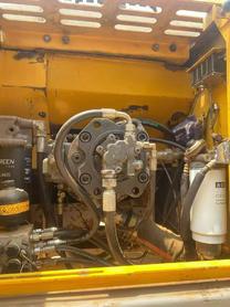 Buy XCMG XE265C Used Excavator / 4 Buy XCMG XE265C Used Excavator / 4