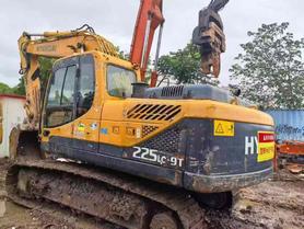 Buy Hyundai R215-9 Used Excavator / 3 Buy Hyundai R215-9 Used Excavator / 3