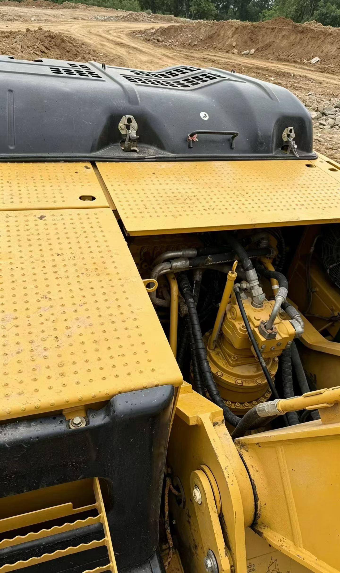 Buy Caterpillar 326DL Used Excavator / 9