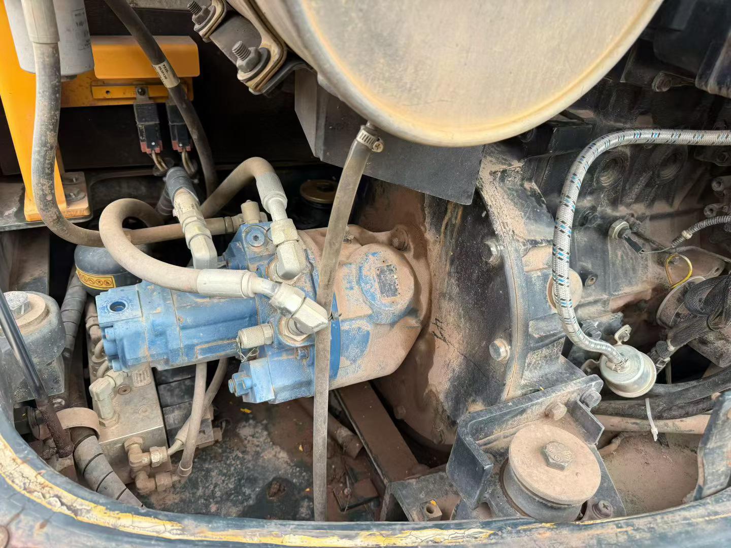 Buy Hyundai HX60 Used Excavator / 6