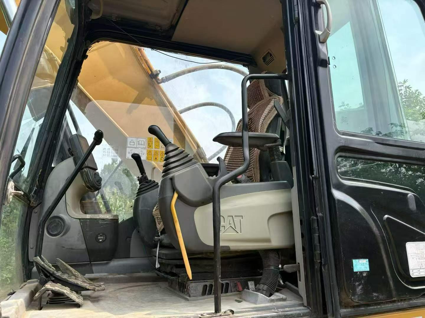 Buy Caterpillar 326DL Used Excavator / 5