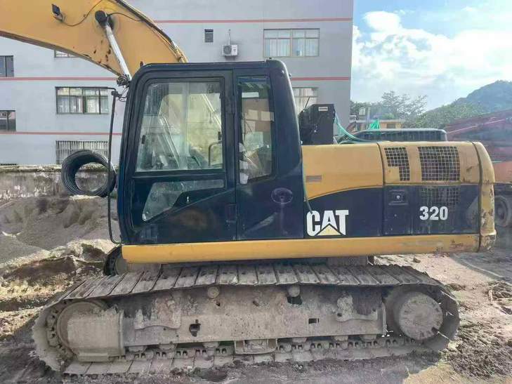 Buy Caterpillar 320D Used Excavator / 1