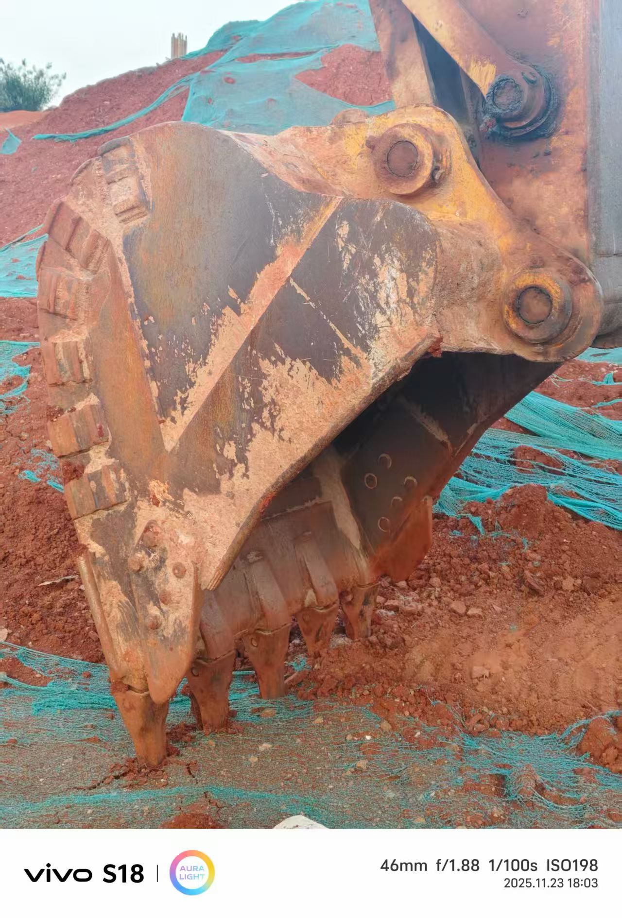 Buy Caterpillar 320C Used Excavator / 4
