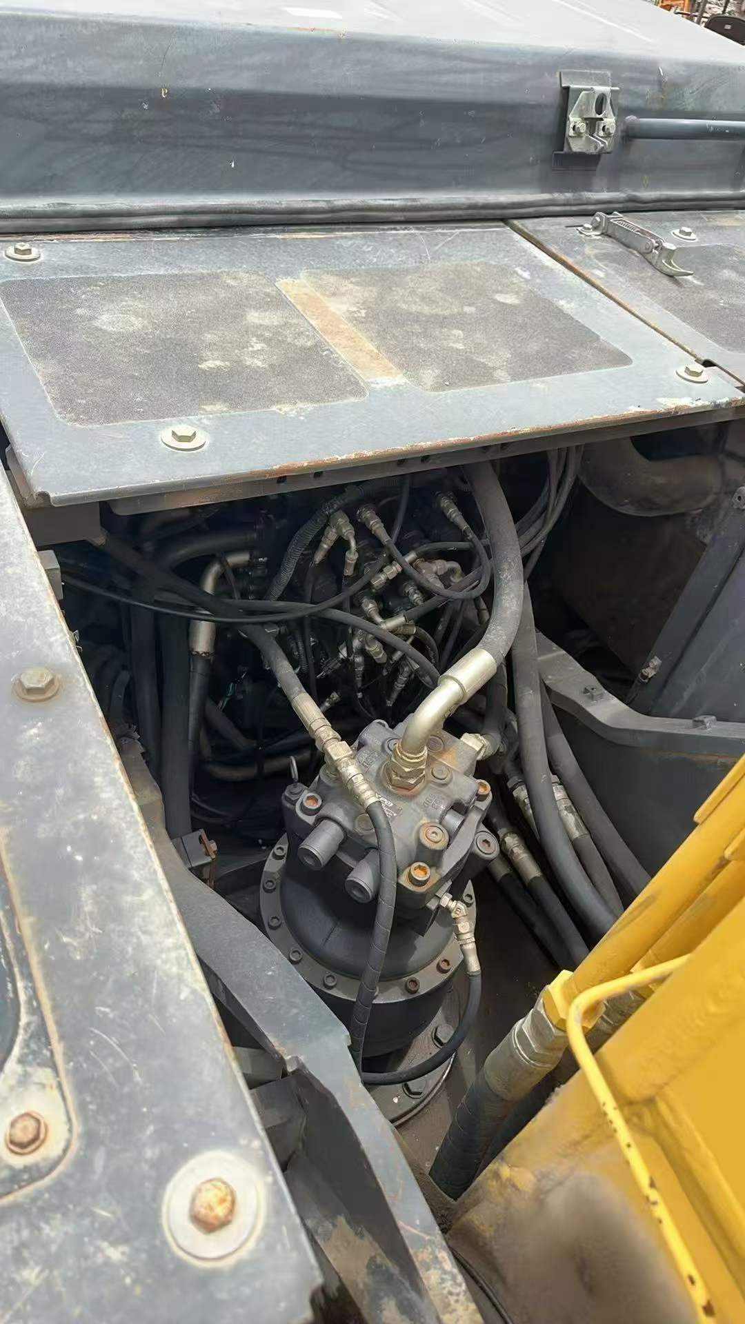 Buy Sumitomo SH210-6 Used Excavator / 2