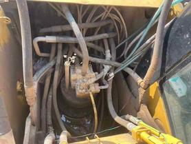 Buy Caterpillar 320D Used Excavator / 5 Buy Caterpillar 320D Used Excavator / 5