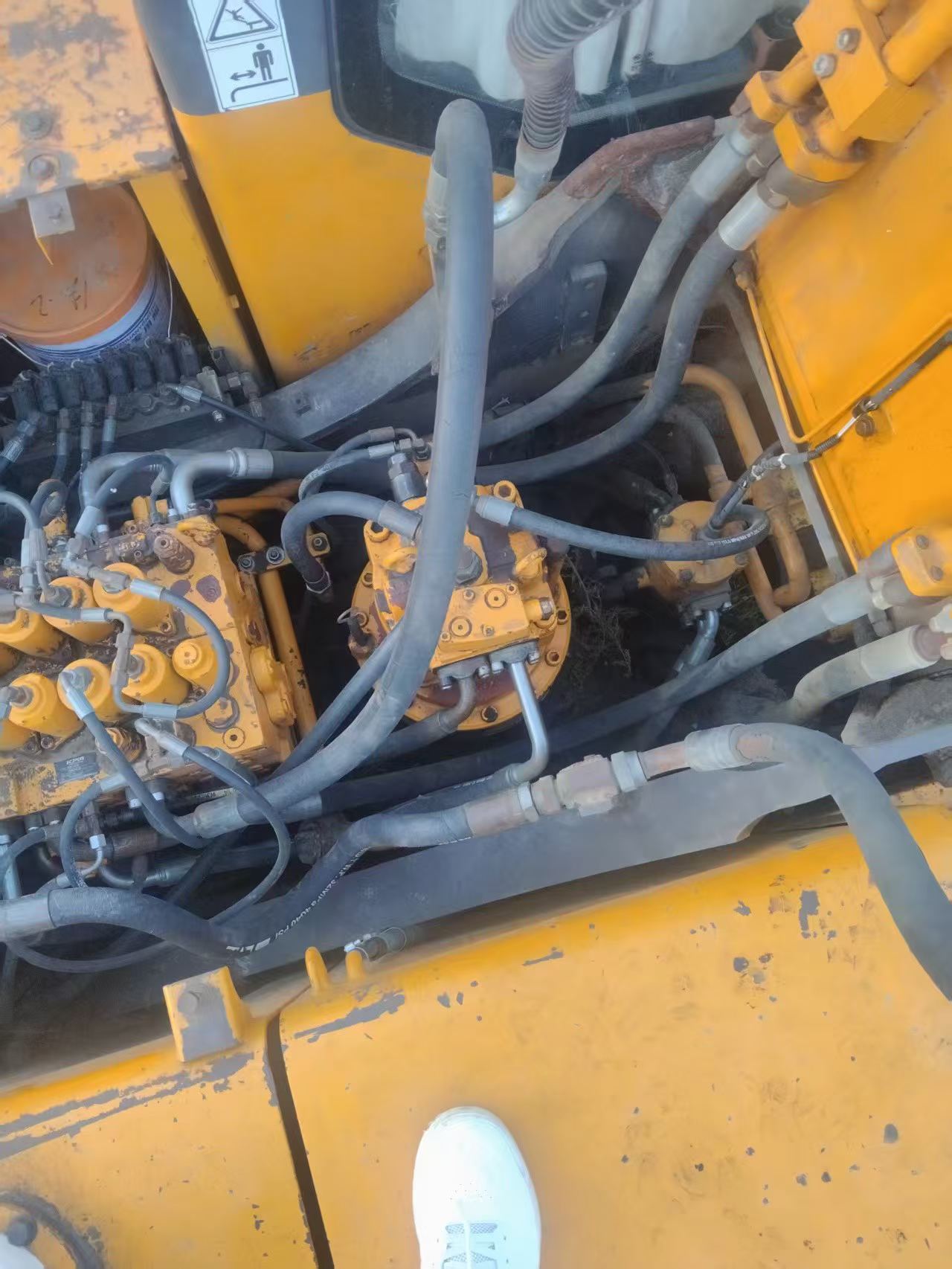 Buy Sany SY215C-8 Used Excavator / 4