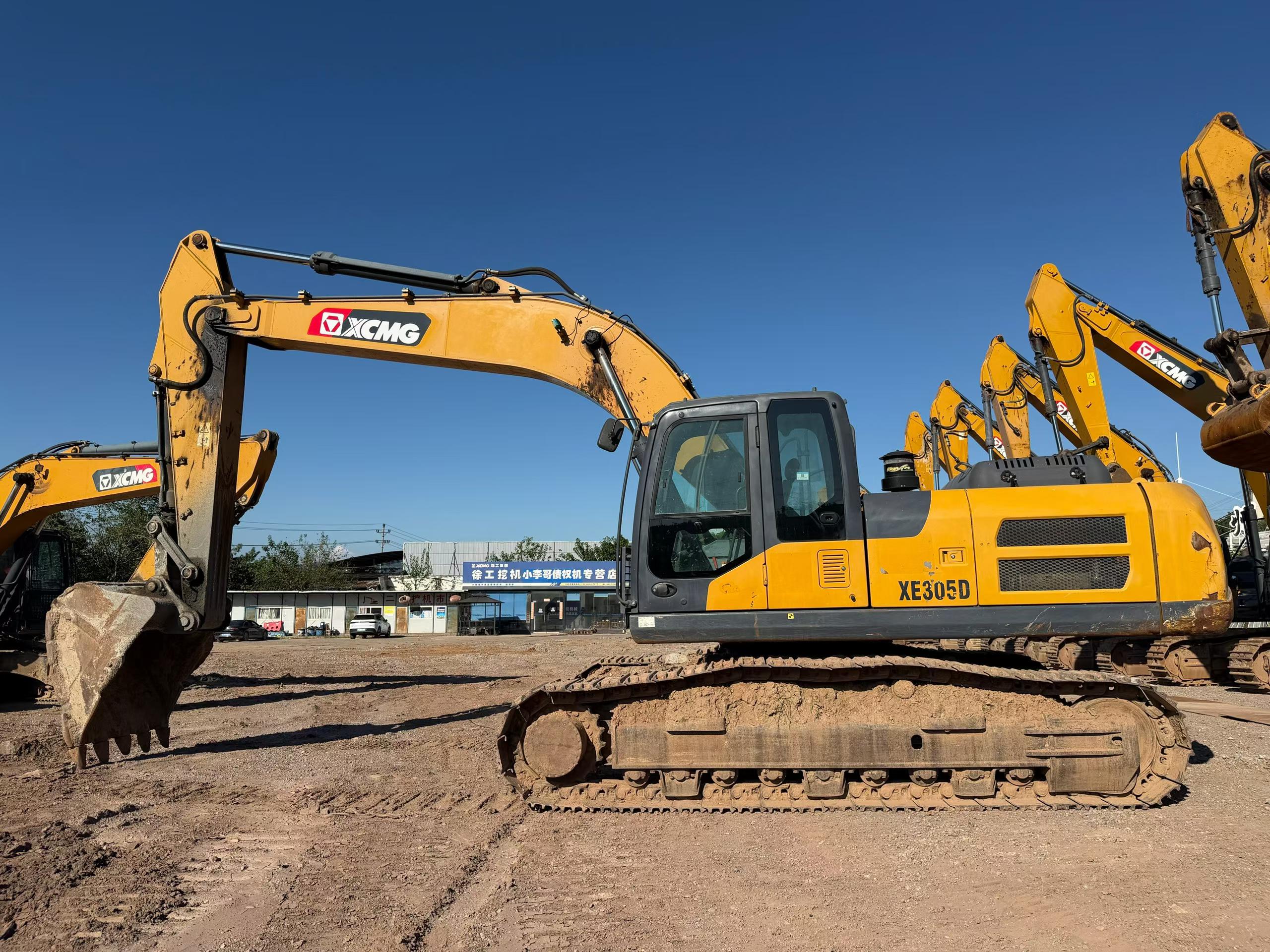 Buy XCMG XE380K Used Excavator / 9