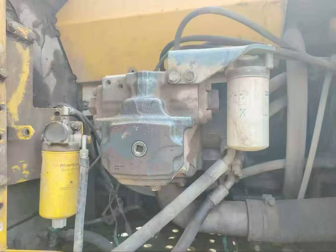 Buy Komatsu PC210-8 Used Excavator / 5