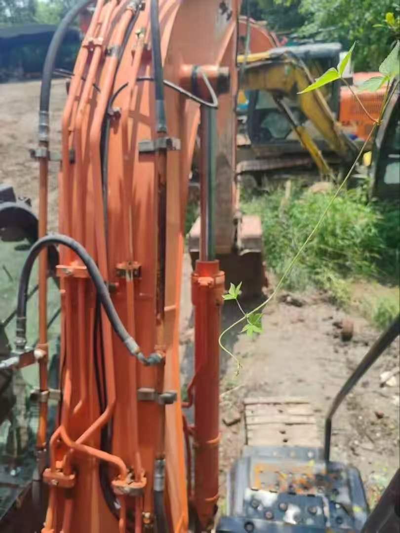 Buy Hitachi ZX130-5A Used Excavator / 7
