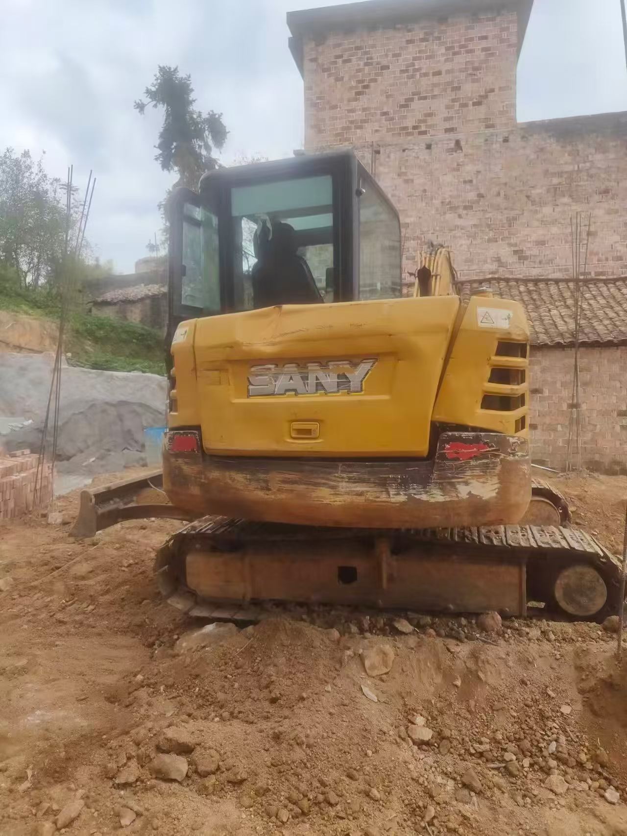 Buy Hitachi EX55 Used Excavator / 4