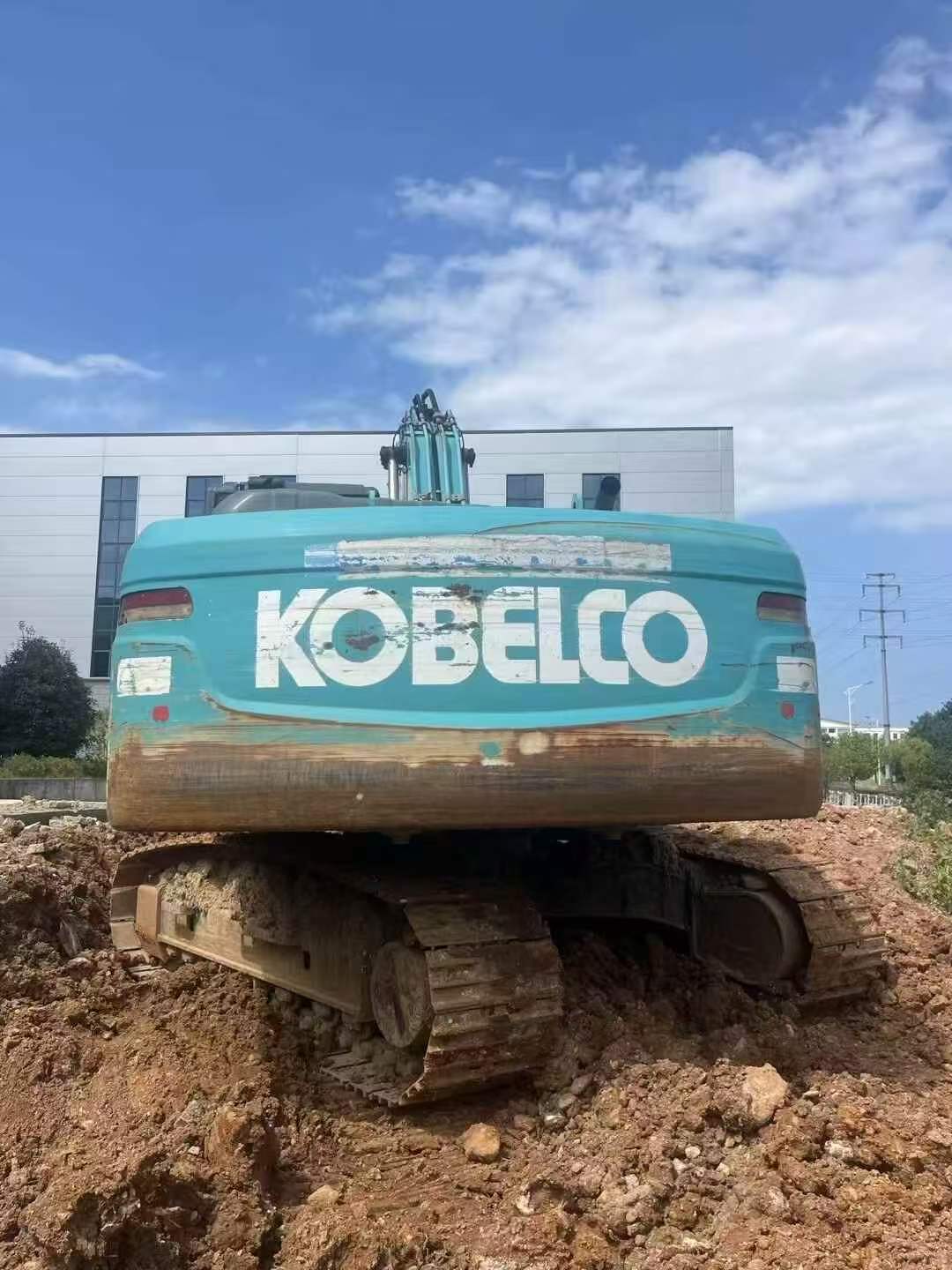 Buy Kobelco SK200 Used Excavator / 2