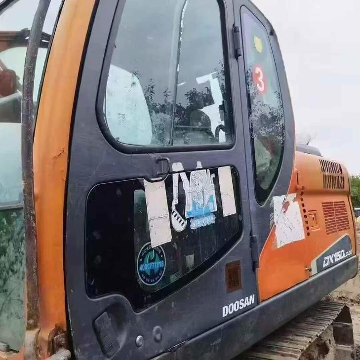 Buy Doosan S130W-3 Used Excavator / 1