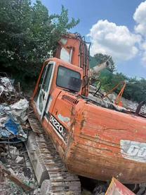 Buy Doosan DH220 Used Excavator / 2 Buy Doosan DH220 Used Excavator / 2