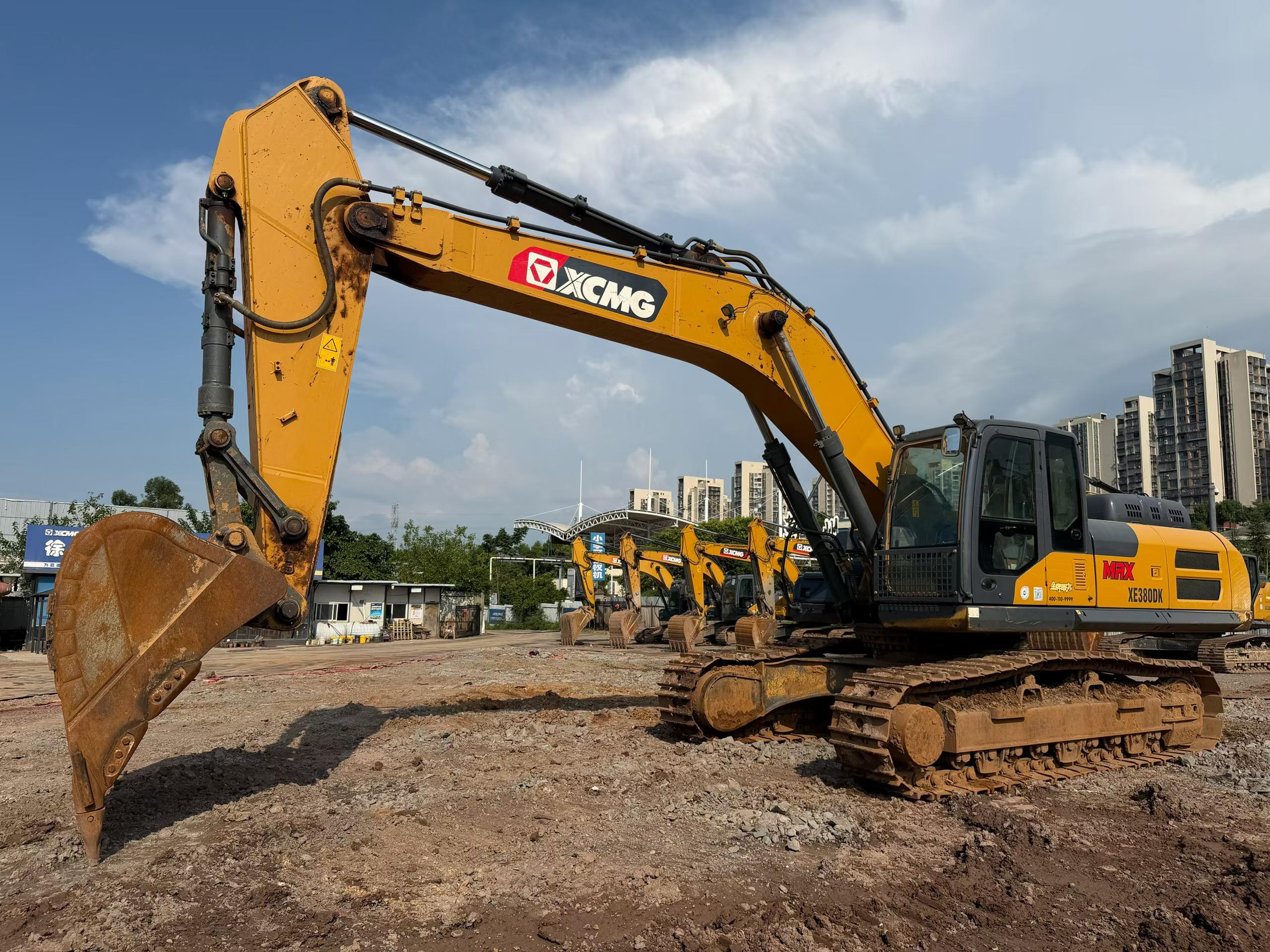 Buy XCMG XE380K Used Excavator / 4
