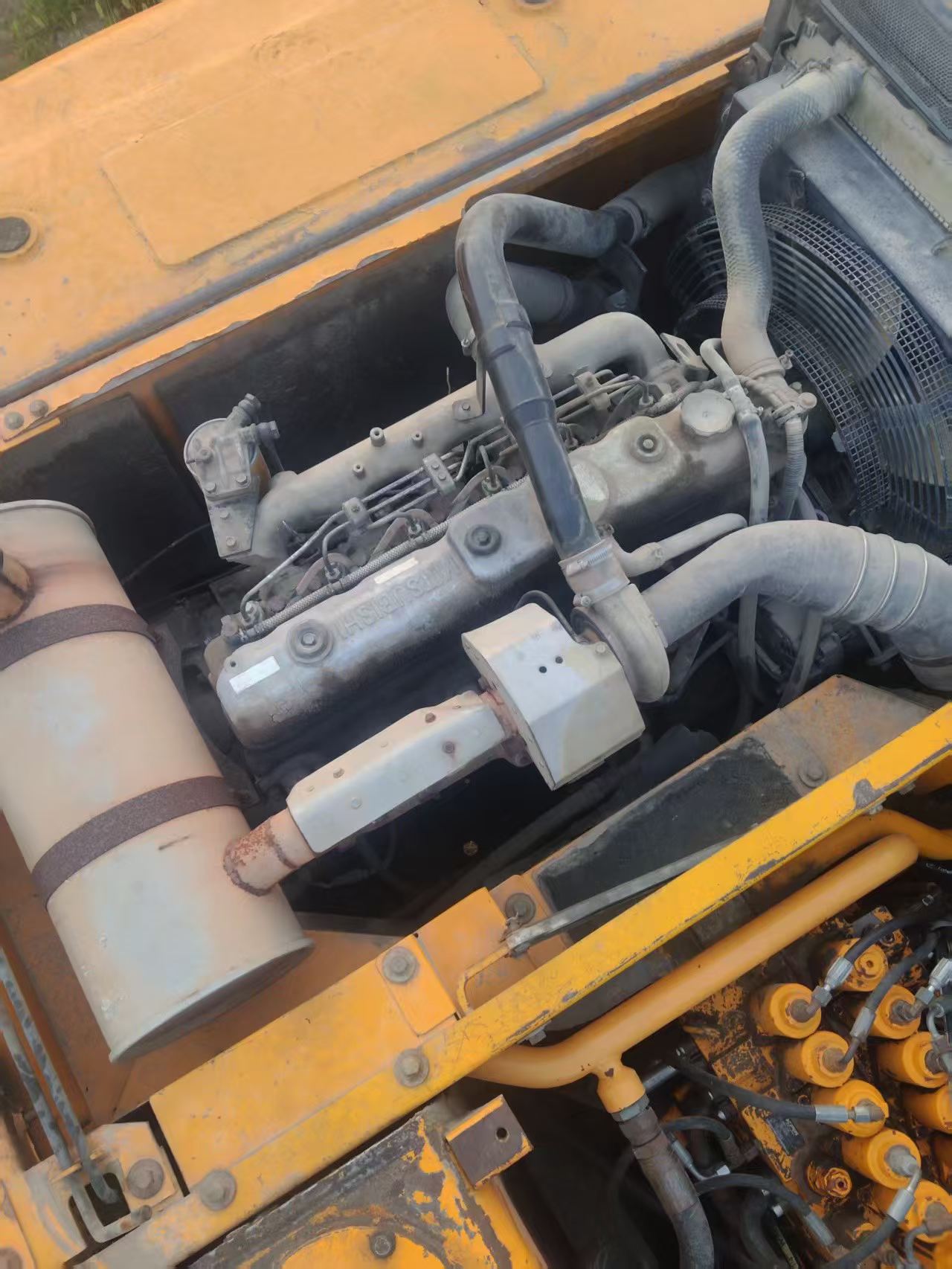 Buy Sany SY215C-8 Used Excavator / 2
