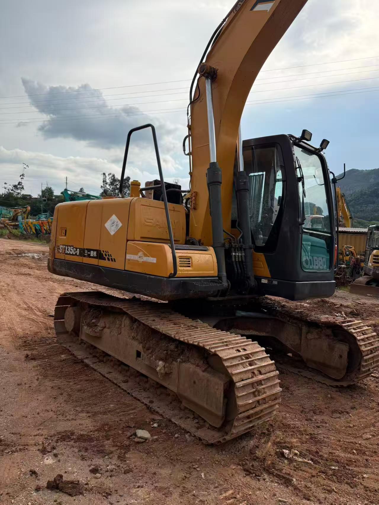 Buy Sany SY115C Used Excavator / 9