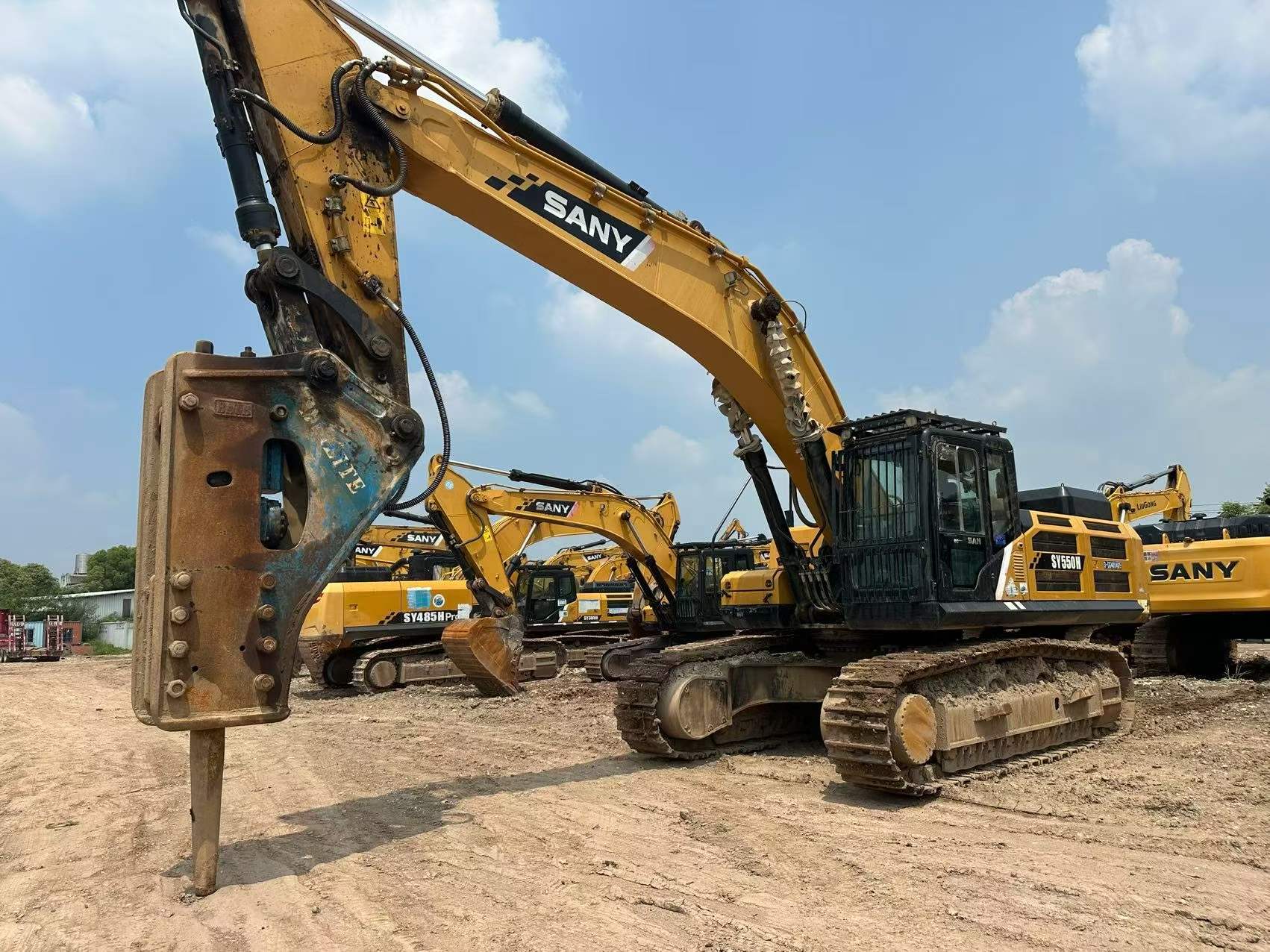 Buy Sany SY550H Used Excavator / 2