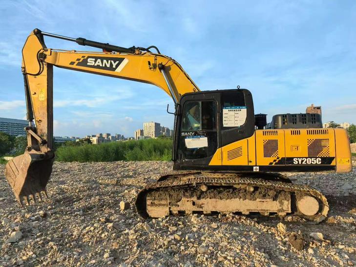 Buy Sany SY205C Used Excavator / 1
