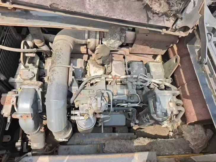 Buy Komatsu PC460LC-8 Used Excavator / 1