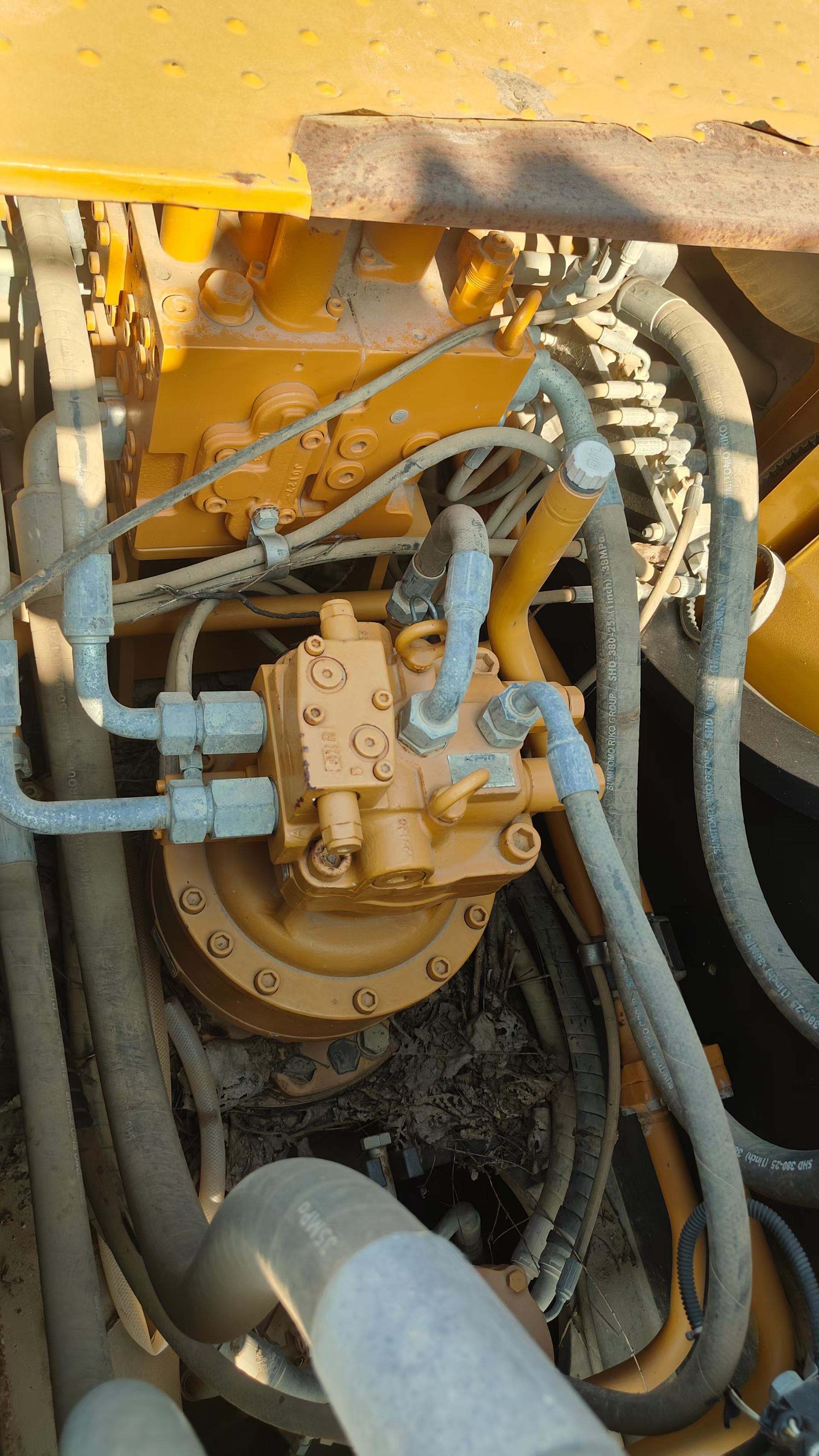 Buy Sany SY200C Used Excavator / 8