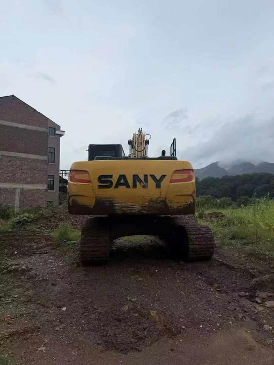 Buy Sany SY215C Used Excavator / 1