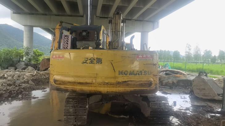 Buy Komatsu PC100 Used Excavator / 1