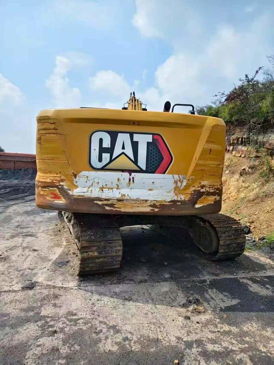Buy Caterpillar 323 Used Excavator / 1