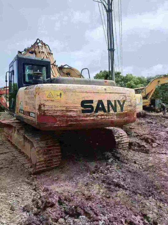 Buy Sany SY205C Used Excavator / 1