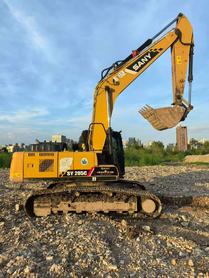 Buy Sany SY205C Used Excavator / 3 Buy Sany SY205C Used Excavator / 3