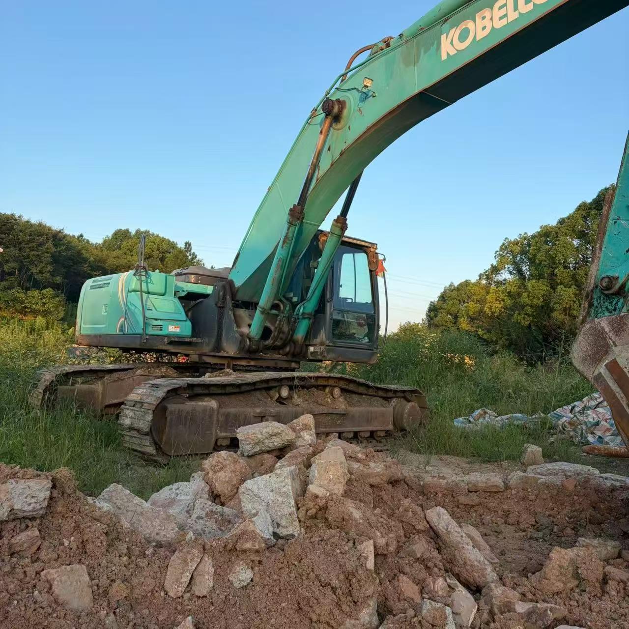 Buy Kobelco SK350-8 Used Excavator / 2